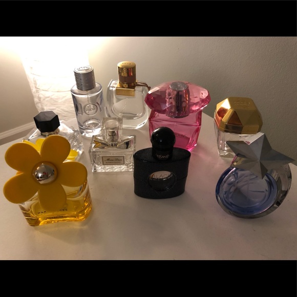 8 empty perfume bottles - Picture 1 of 9